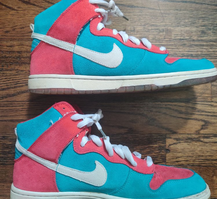 Nike Sb Dunk High Premium Bloody Gums