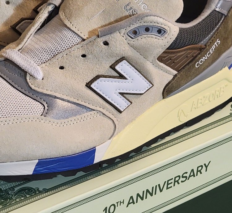 -note 10th Anniversary 998