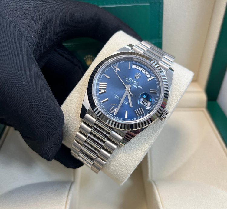 Rolex Day-date 40 White Gold Day-date 40 Watch - Fluted Bezel - Blue Bevelled Roman Dial - 228239