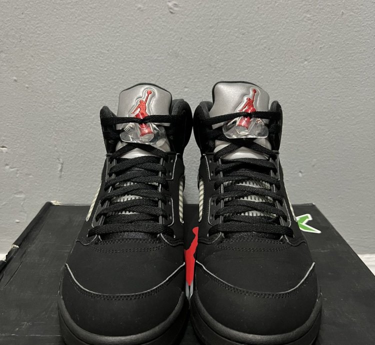 Jordan 5 Black Metallic