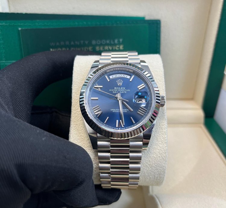 Rolex Day-date 40 White Gold Day-date 40 Watch - Fluted Bezel - Blue Bevelled Roman Dial - 228239