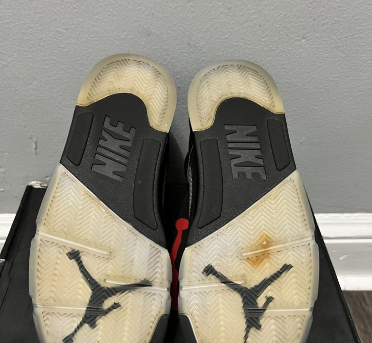 Jordan 5 Black Metallic