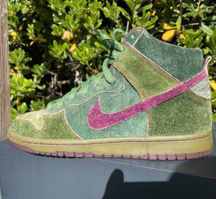 Nike Sb Dunk High Premium Skunks 420
