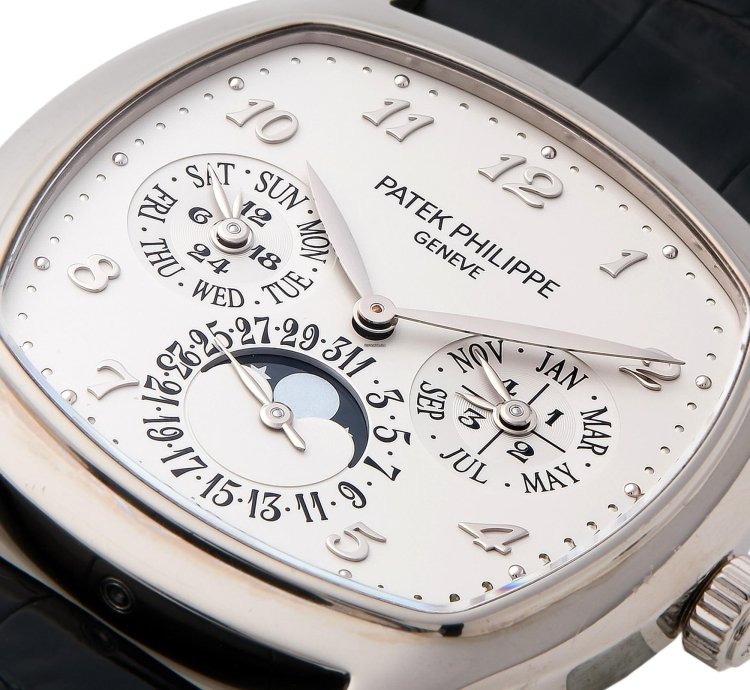 Patek Philippe Perpetual Calendar 18k White Gold 5940g-001 - Com003403