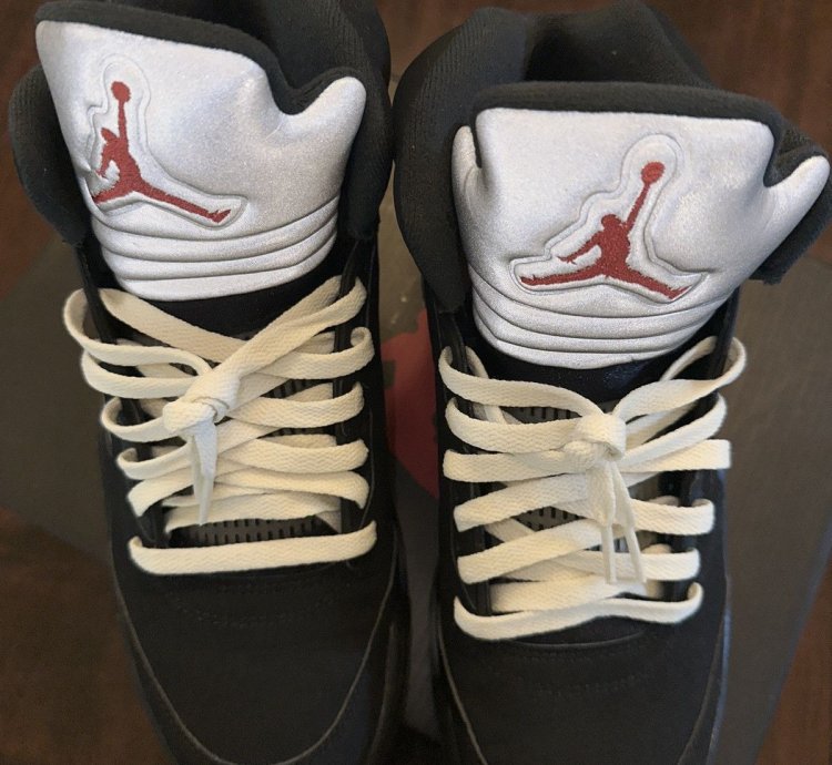 Jordan 5 Black Metallic 2016