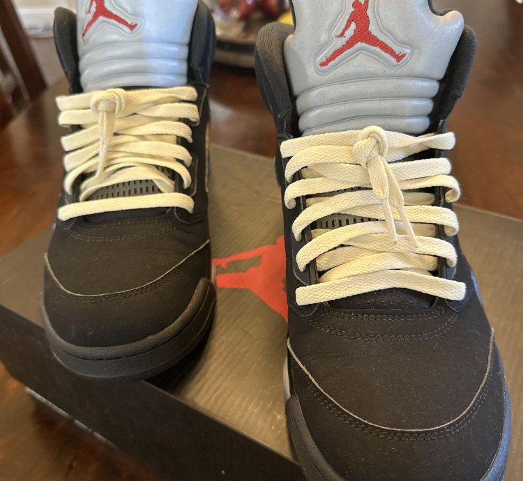 Jordan 5 Black Metallic 2016