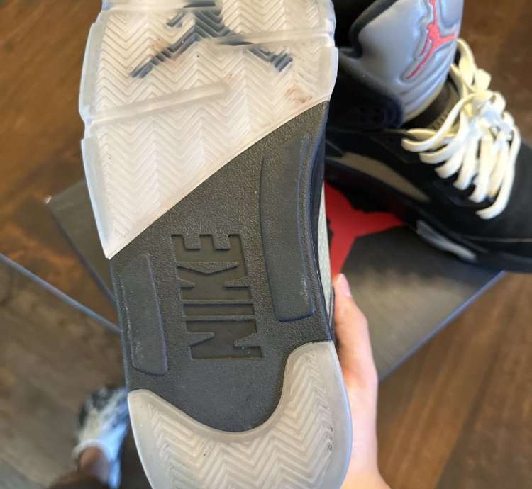 Jordan 5 Black Metallic 2016