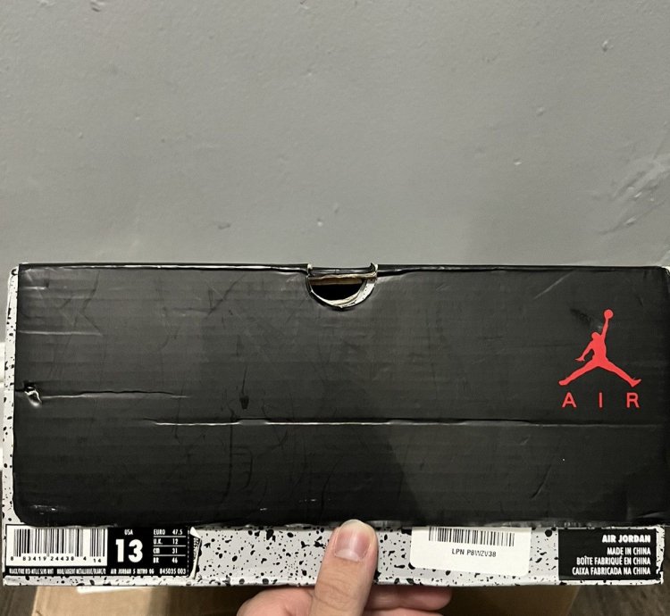 Jordan 5 Black Metallic 2016