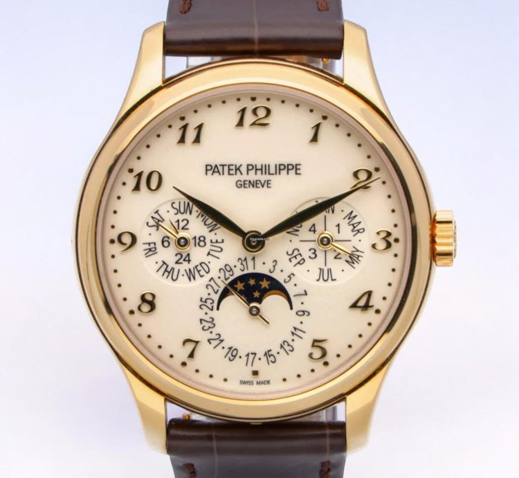 Patek Philippe Perpetual Calendar 18k Yellow Gold