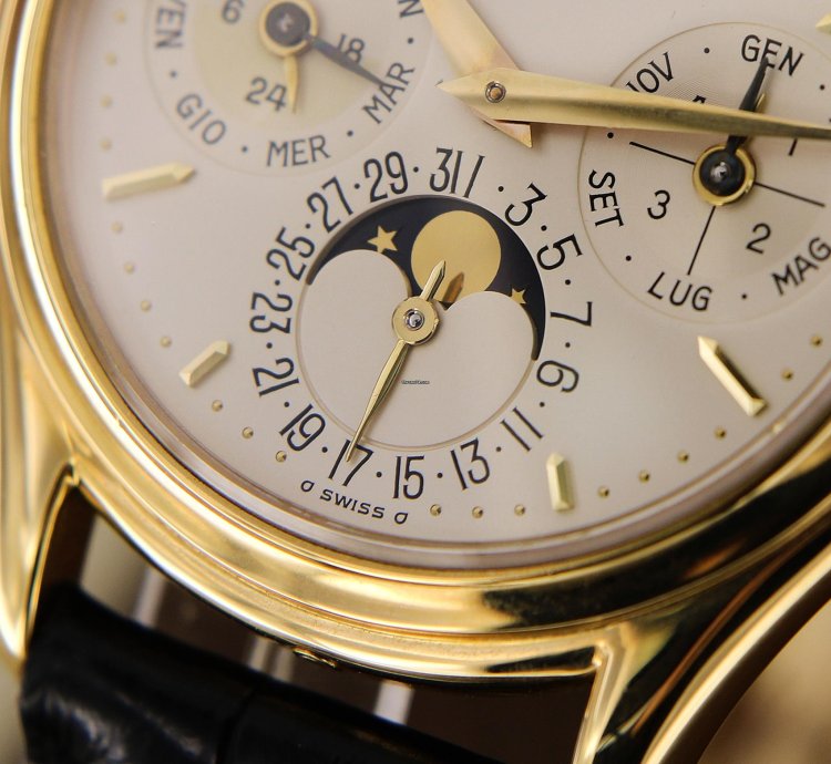 Patek Philippe Perpetual Calendar 18kt Yellow Gold Ref 3940 Full Set 1997