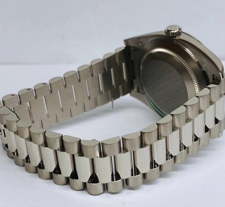 Rolex Day-date 40 White Gold Green Roman Dial 40mm