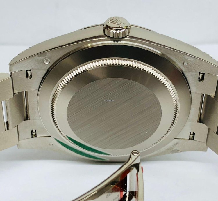 Rolex Day-date 40 White Gold Green Roman Dial 40mm