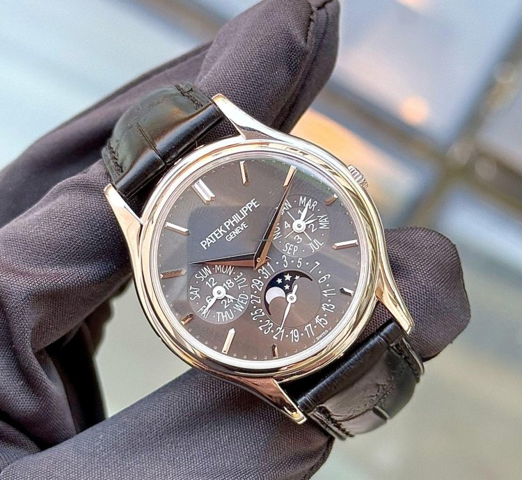 Patek Philippe Perpetual Calendar 2017 Grey Dial