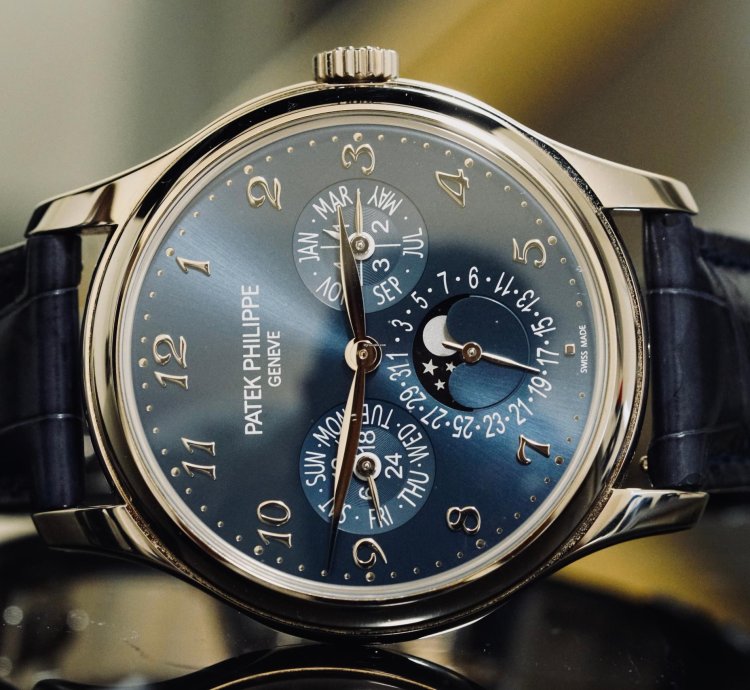 Patek Philippe Perpetual Calendar 2021 With Box Papers Travel Winder
