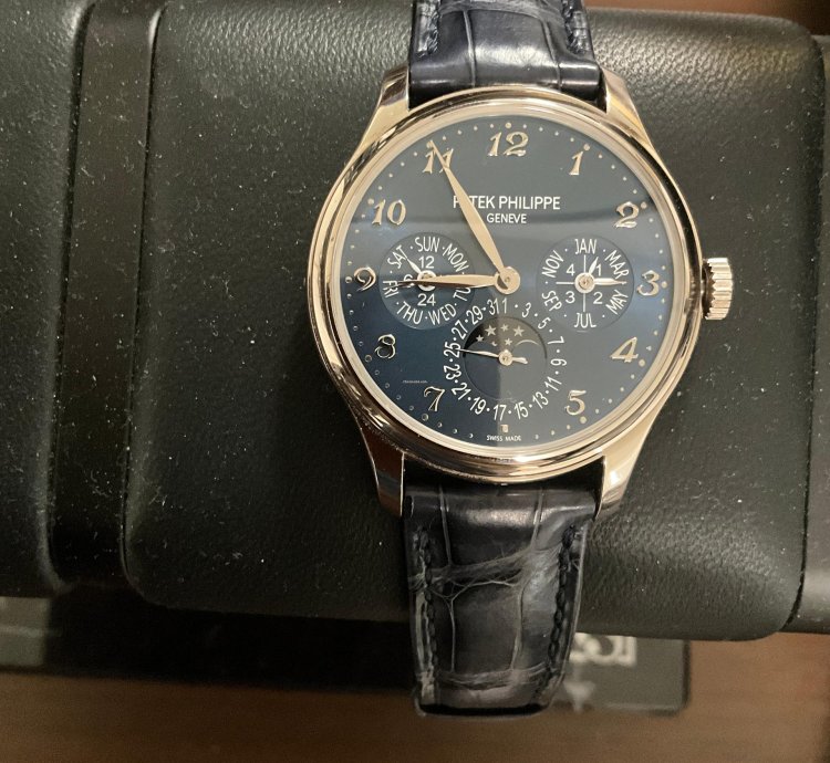 Patek Philippe Perpetual Calendar 2021 With Box Papers Travel Winder