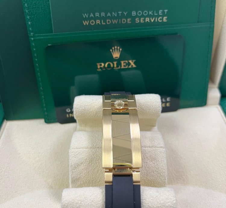 Rolex Daytona Pikachu Daytona Yellow Gold Golden And Black Index Dial Oysterflex Strap 126518ln