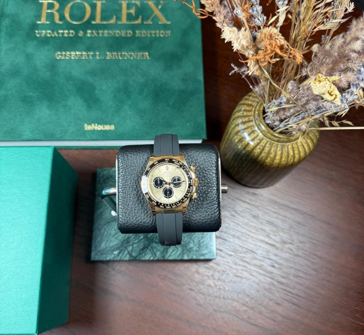 Rolex Daytona Pikachu Oysterflex