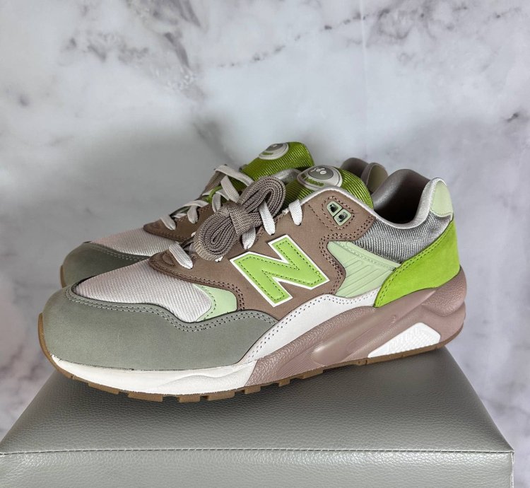 580 Cream Green