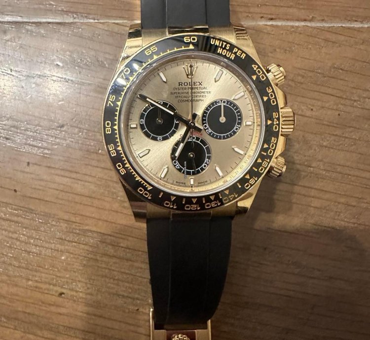 Rolex Daytona Pikachu Perfect Condition