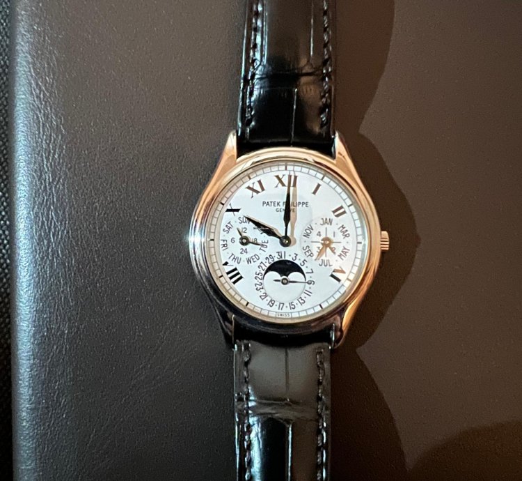 Patek Philippe Perpetual Calendar 3940g - Perpetual Calendar White Roman Dial 18k White Gold Rare Excellent With Pp Watch Winder Wallet Archive Extract