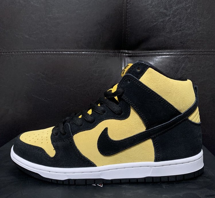 Nike Sb Dunk High Reverse Golden Rods