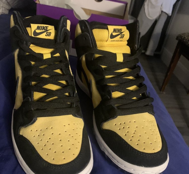 Nike Sb Dunk High Reverse Golden Rods