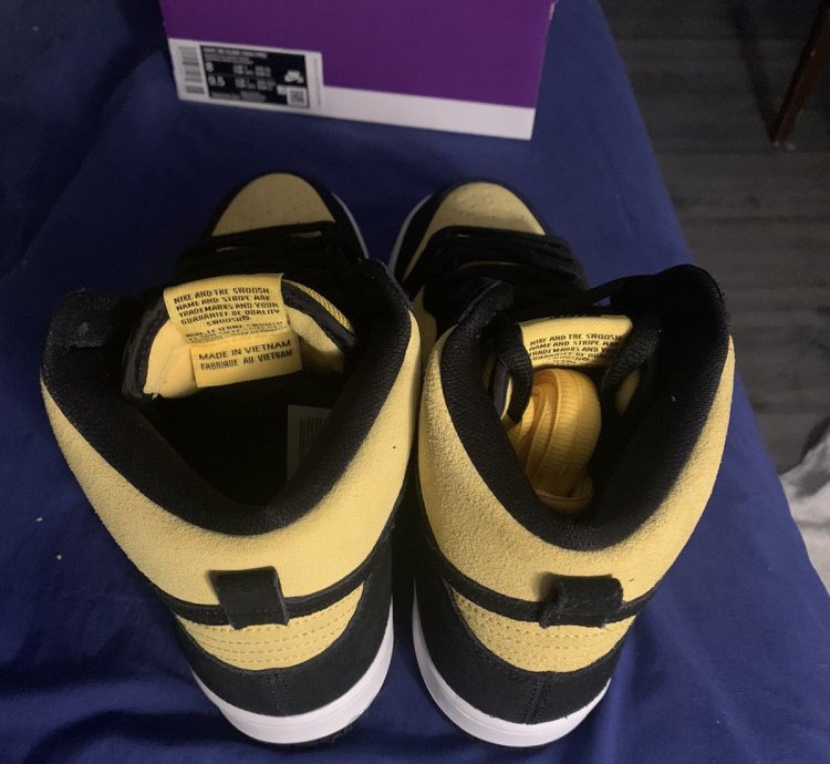 Nike Sb Dunk High Reverse Golden Rods