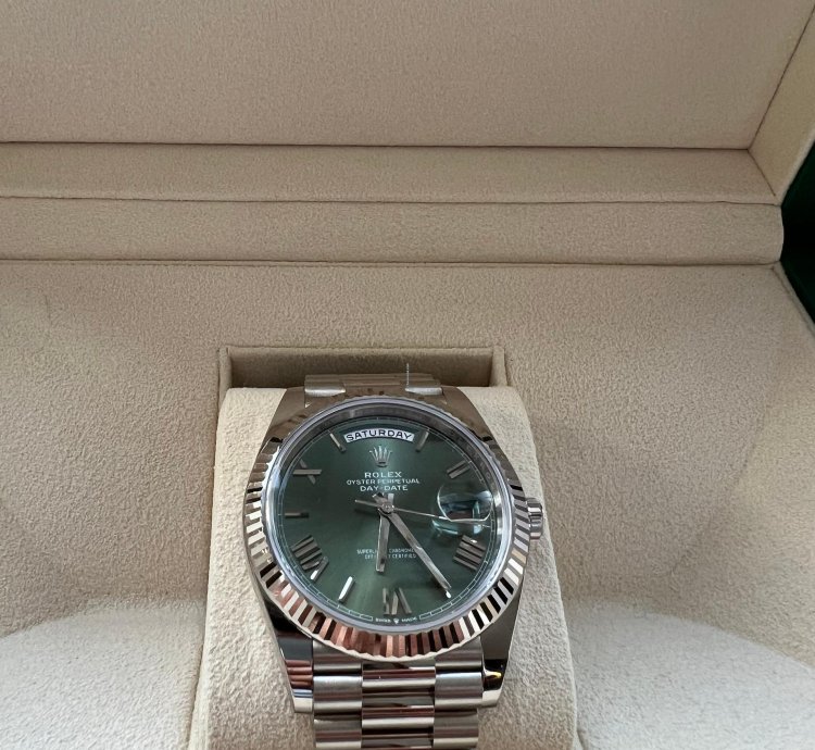 Rolex Day-date 40 White Gold Olive Anniversary Dial