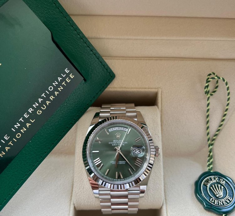 Rolex Day-date 40 White Gold Olive Anniversary Dial