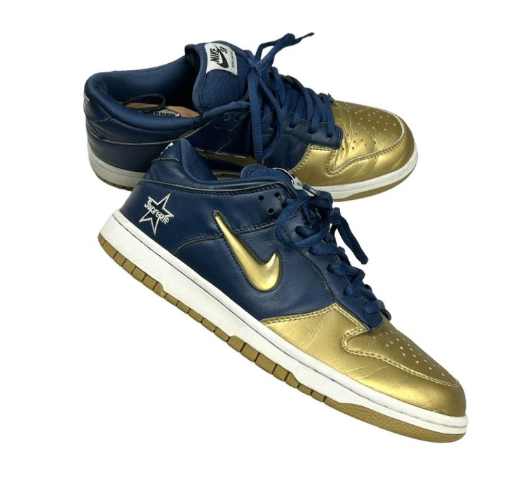 2019 Nike Sb Dunk Low Supreme