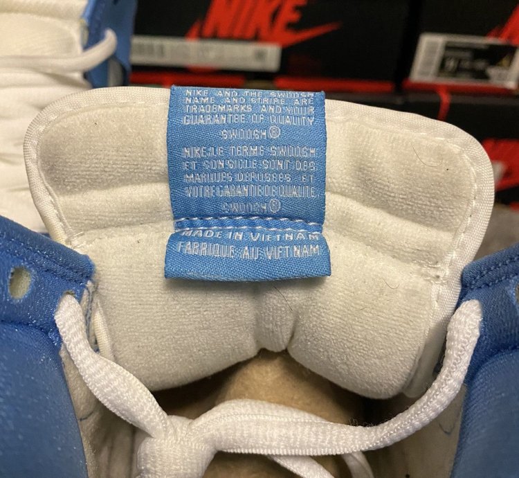 Nike Sb Dunk High Rivalry