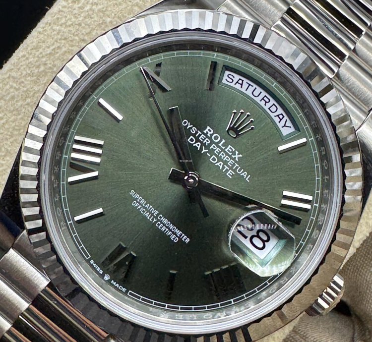 Rolex Day-date 40 White Gold Olive Dial Unworn