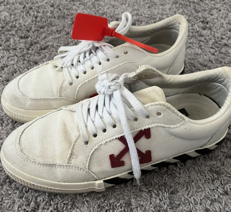 2019 Off- White Vulc Low