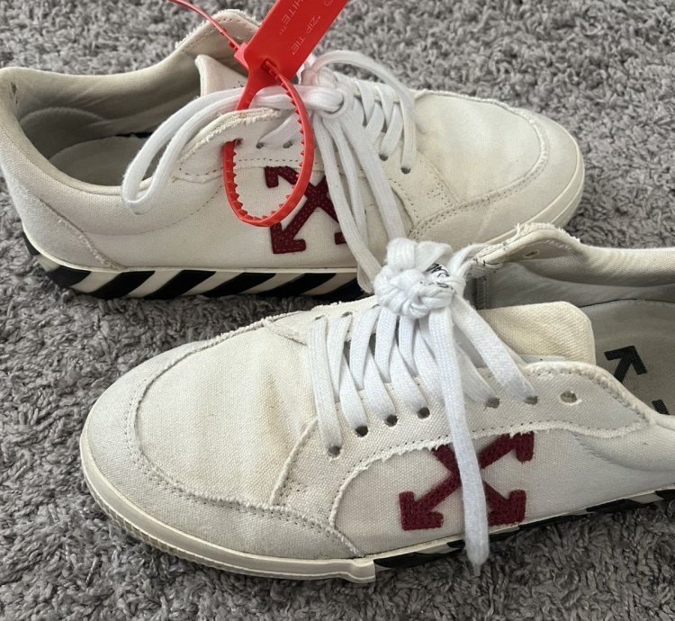 2019 Off- White Vulc Low