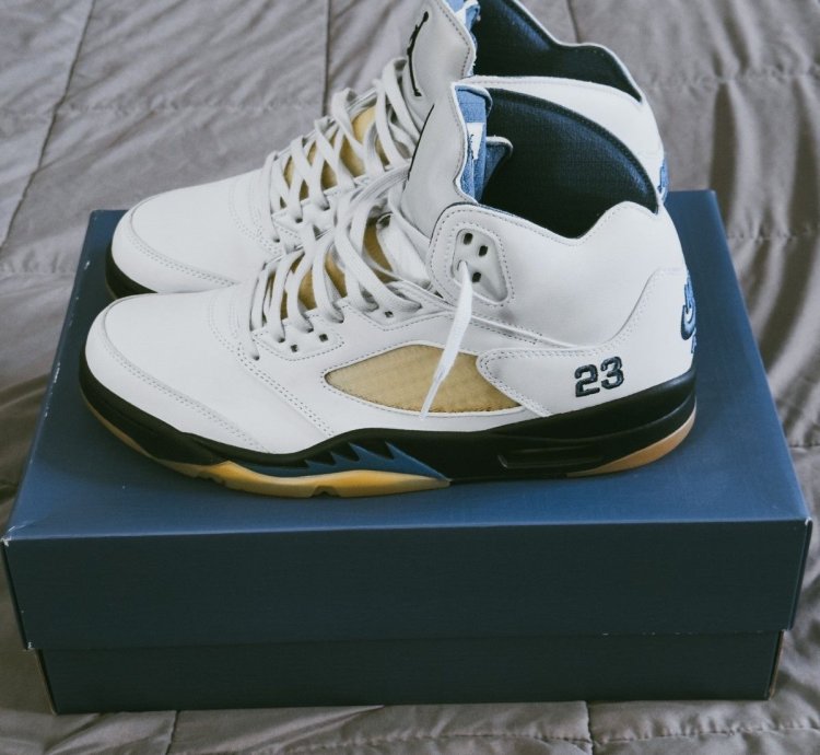 Jordan 5 Ma Maniere dawn