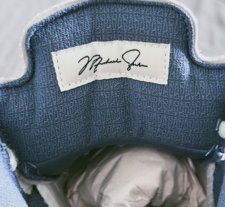 Jordan 5 Ma Maniere dawn