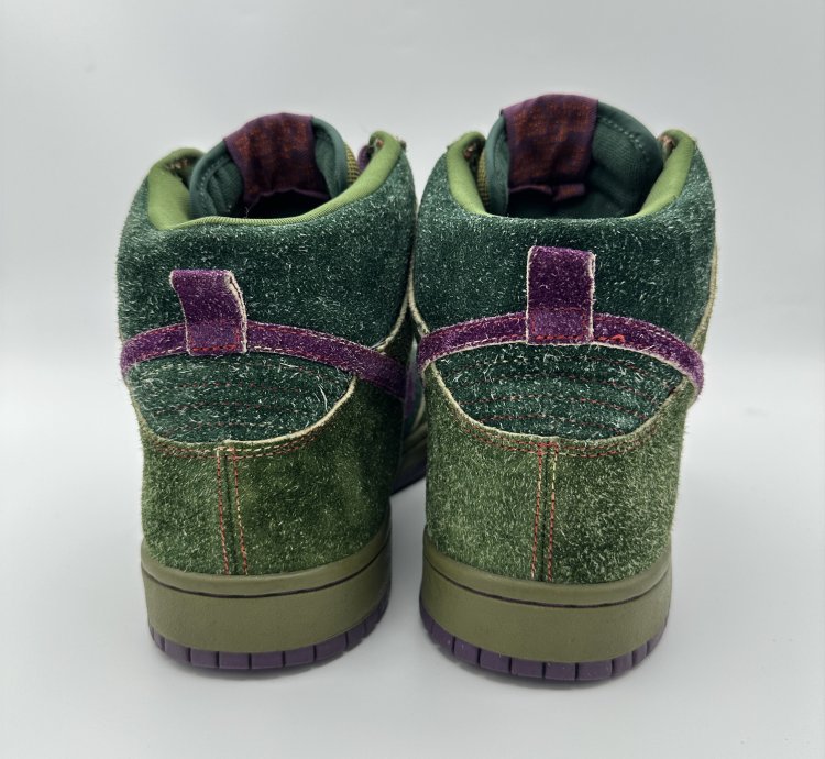 Nike Sb Dunk High Skunk 420