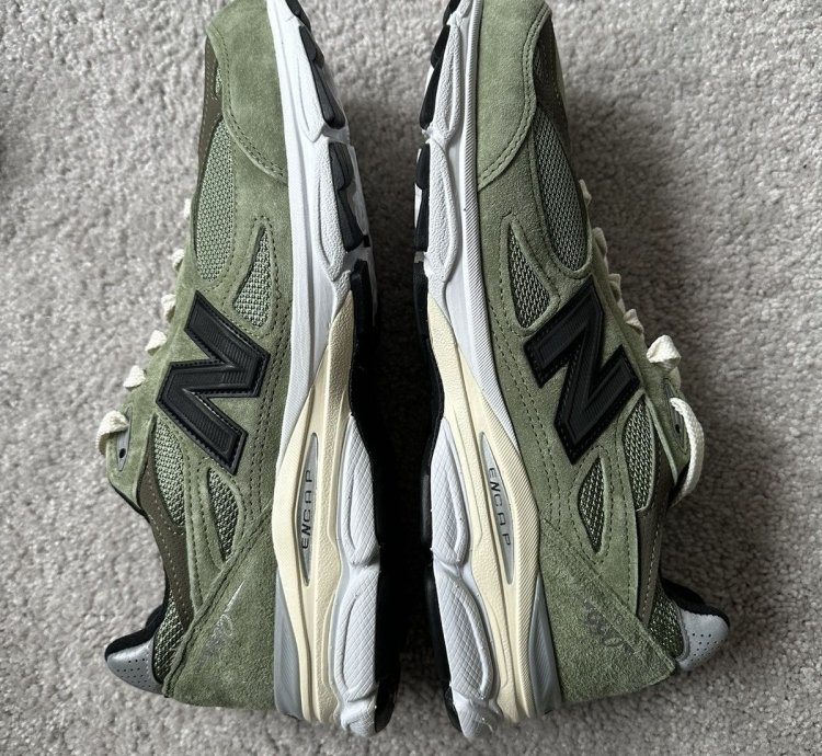 990v3 Olive
