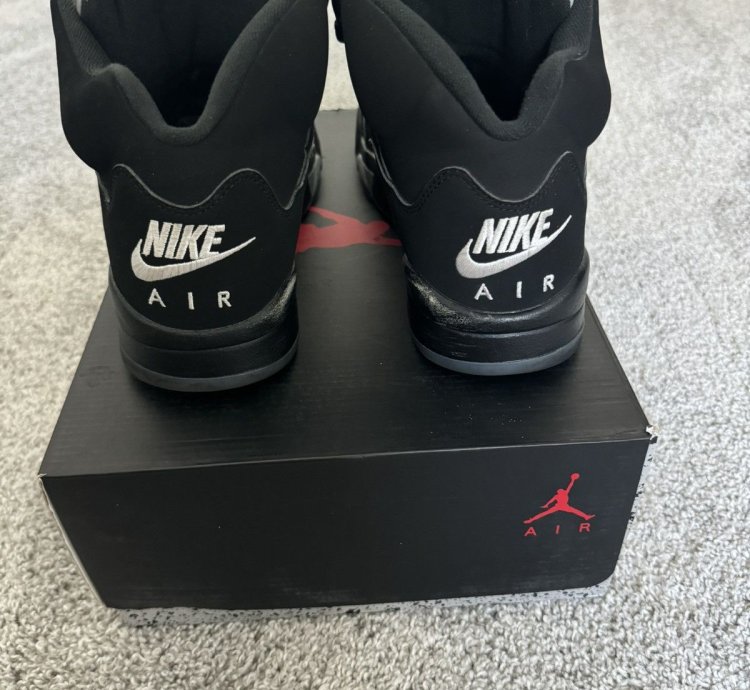 Jordan 5 Metallic 2016