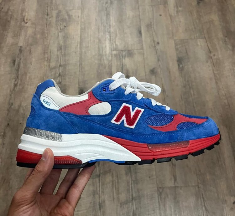 992 Trainer In Multicolor