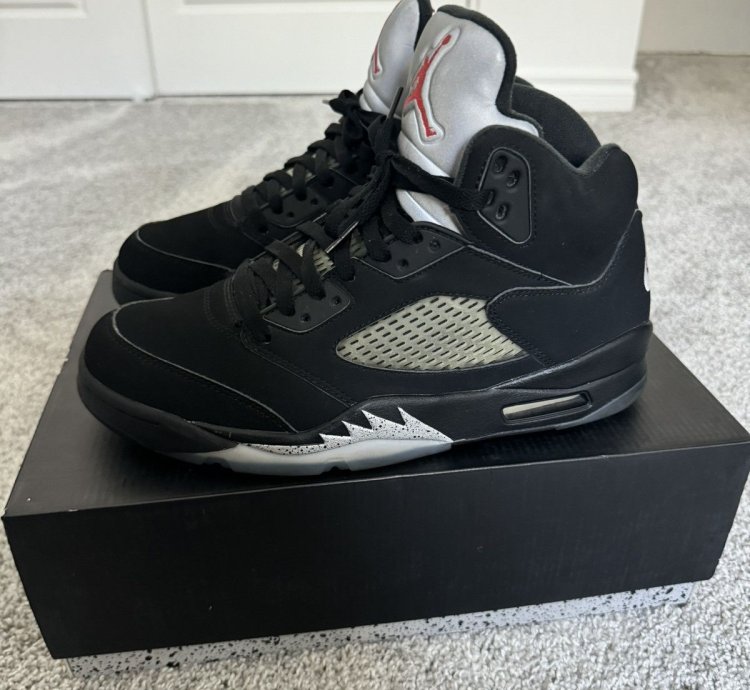 Jordan 5 Metallic 2016