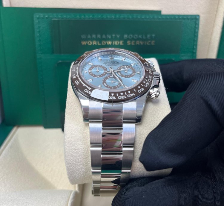 Rolex Daytona Platinum 40mm Ice Blue Index Dial