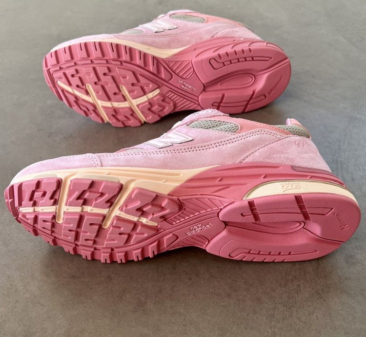 993 Joe Freshgoods Powder Pink
