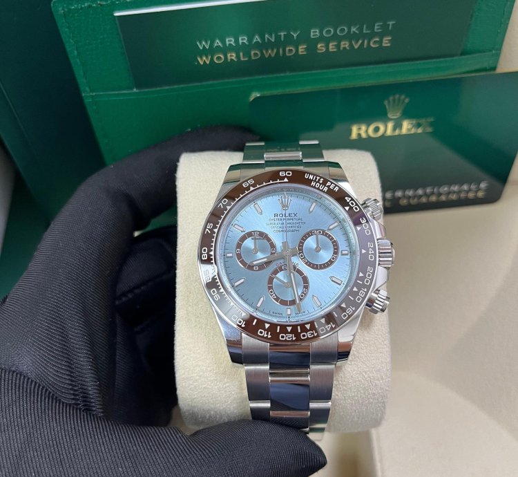 Rolex Daytona Platinum Cosmograph Daytona Ice Blue Index Dial Oyster Bracelet 126506