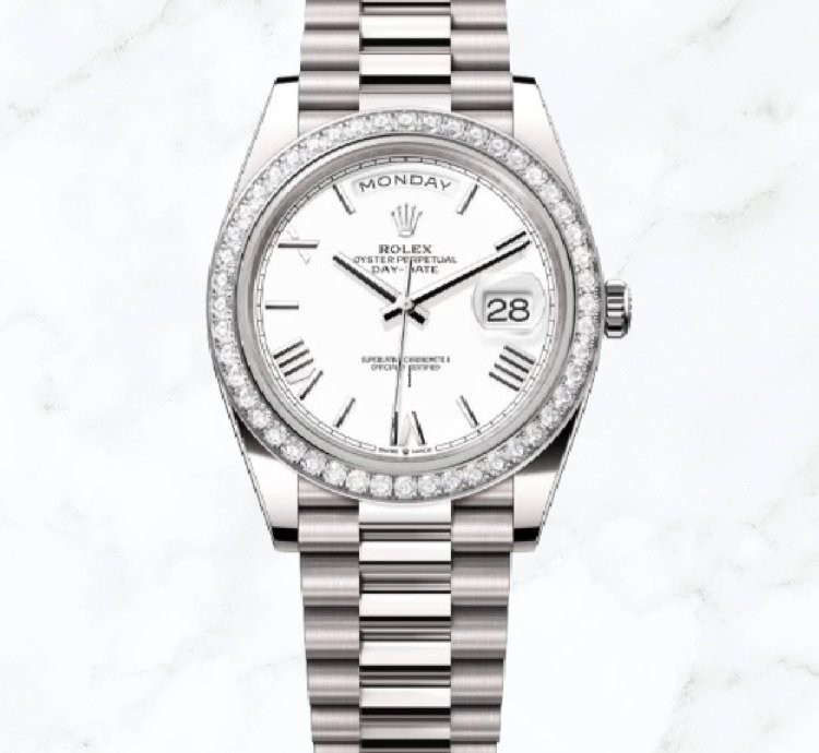 Rolex Day-date 40 White Gold White Roman Dial 228349rbr new Unworn
