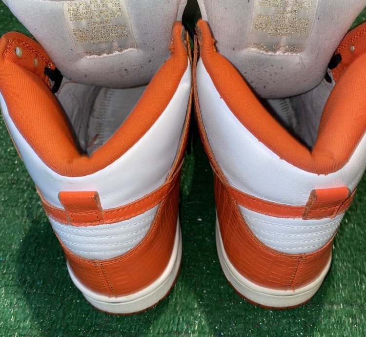 Nike Sb Dunk High Supreme Orange