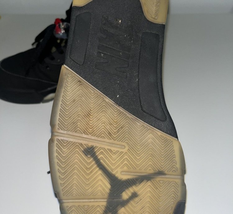 Jordan 5 Metallic Silver