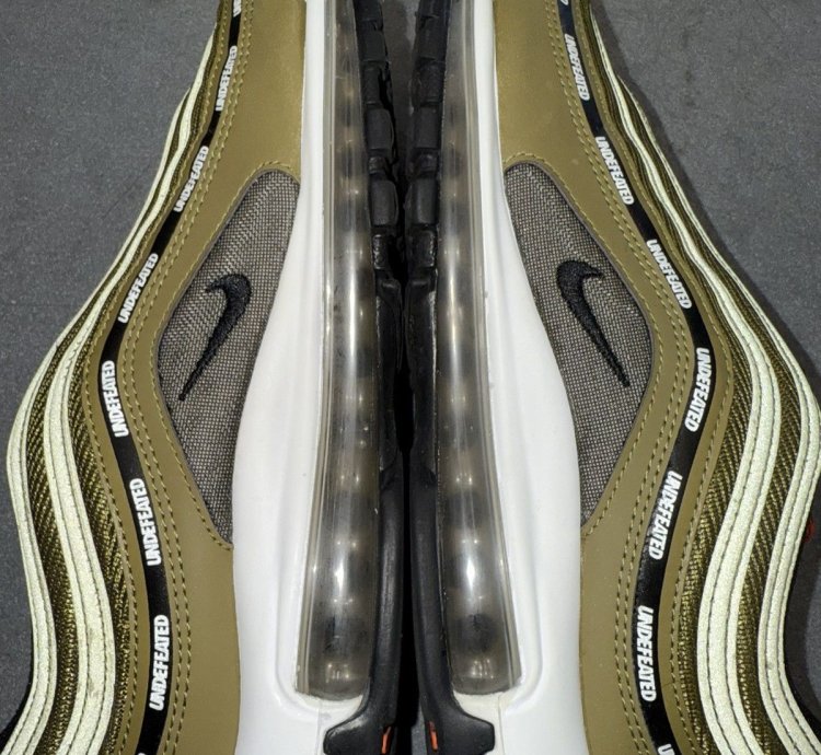 2020 Nike Air Max 97 Undefeated Militia Green