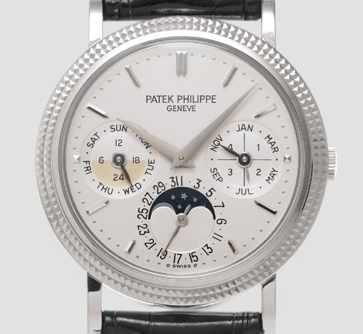 Patek Philippe Perpetual Calendar 5039g 18k White Gold