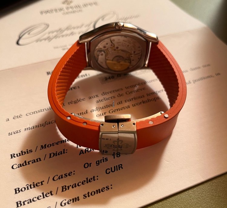 Patek Philippe Perpetual Calendar 5040g